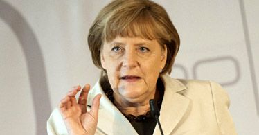 Kryzys w Grecji. Merkel naciska na reformy