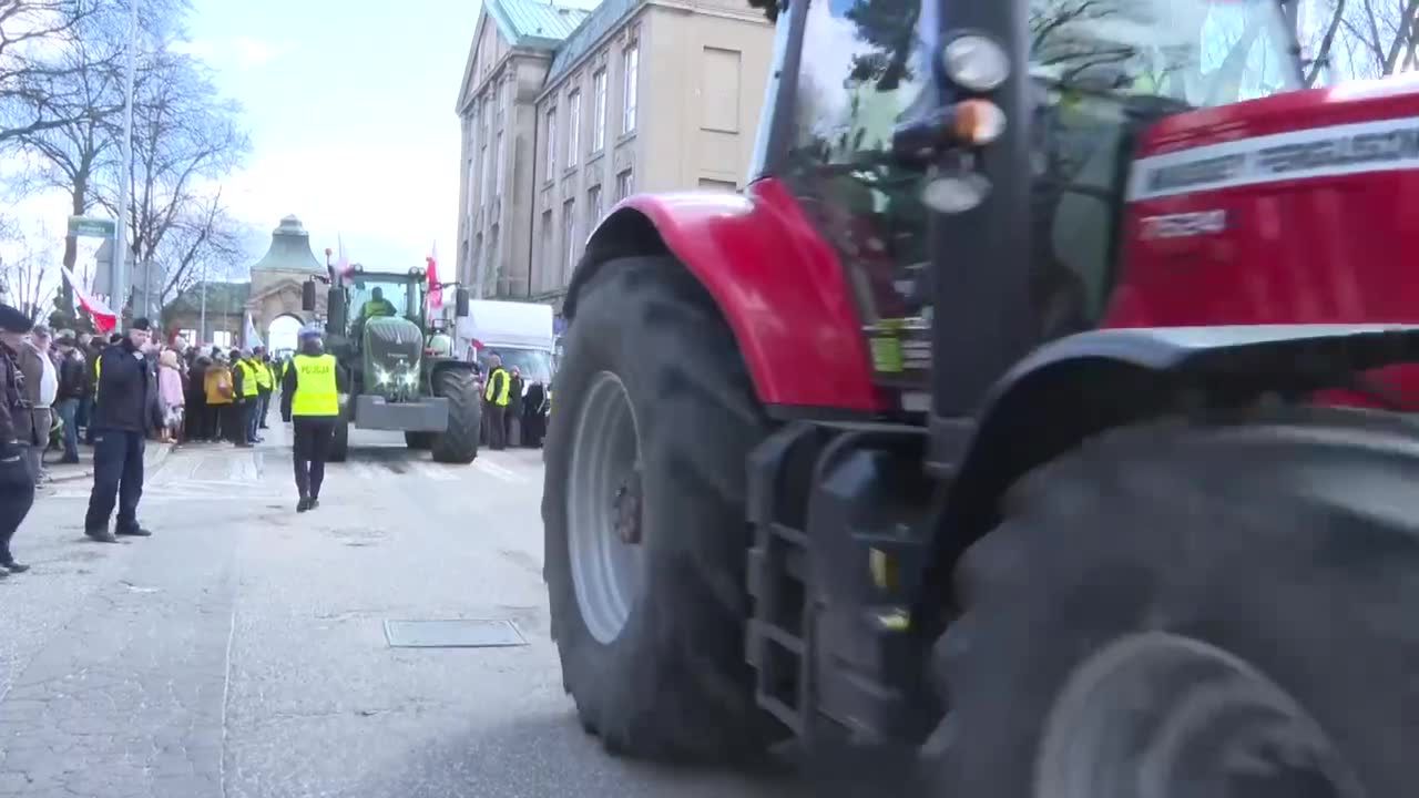 Protest rolników w Szczecinie. Traktorami blokowali miasto