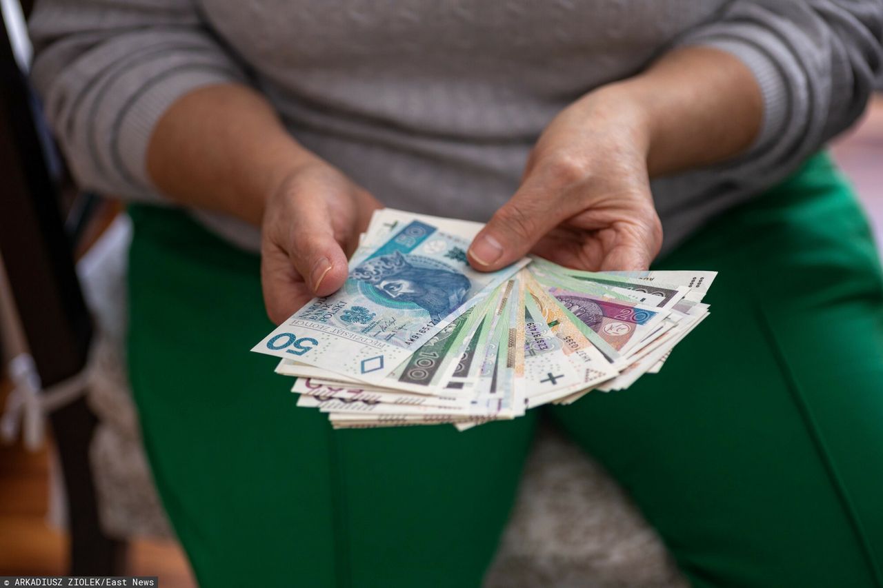 Podwyżka pensji w 2025 roku. Co czeka Polaków?