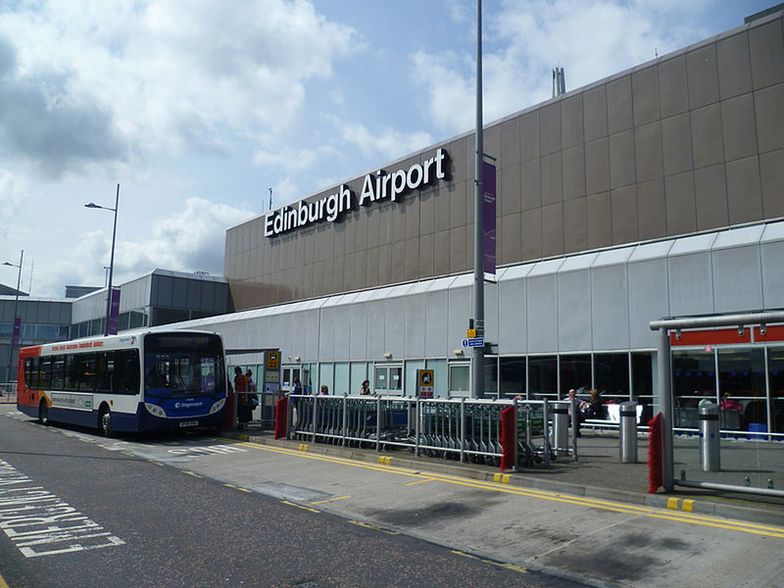 Lotnisko w Edynburgu ewakuowane. Fałszywy alarm