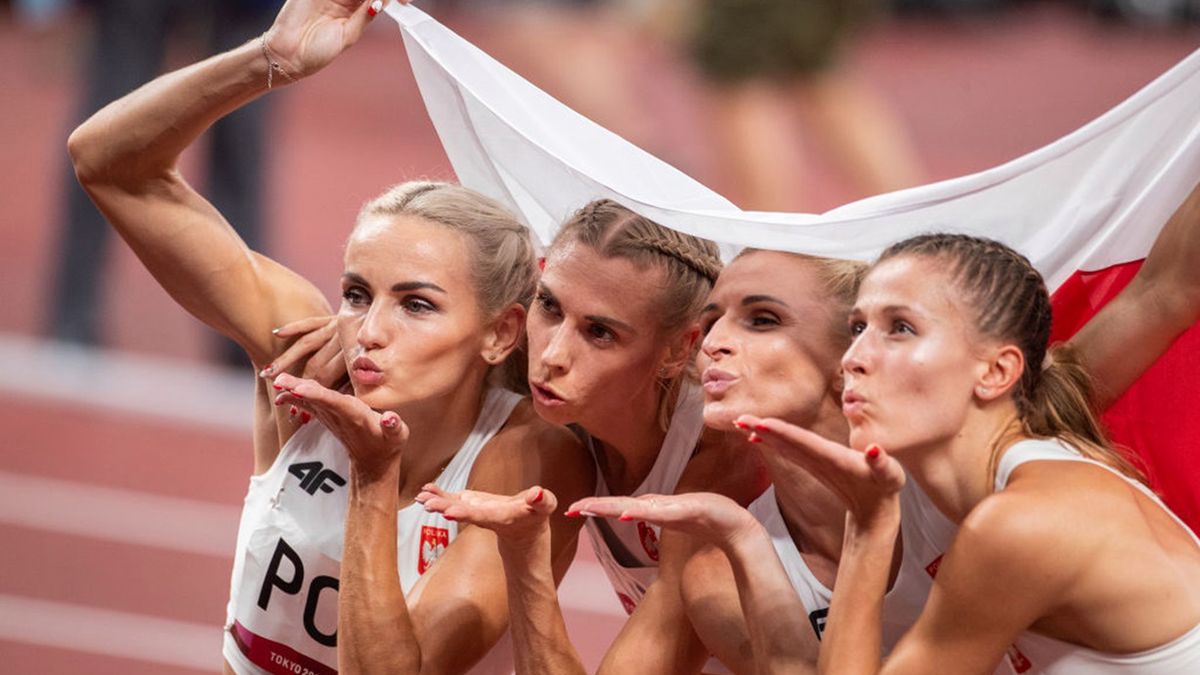 Zdjęcie okładkowe artykułu: Getty Images / Tim Clayton/Corbis  / Na zdjęciu: polska sztafeta 4x400 metrów