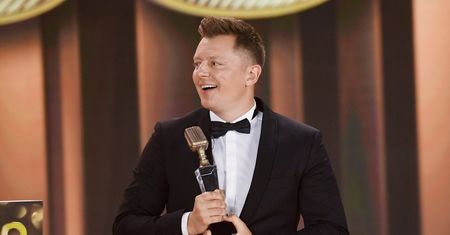 Kamery miały tego nie pokazać. Prawdziwa reakcja na jego wygraną