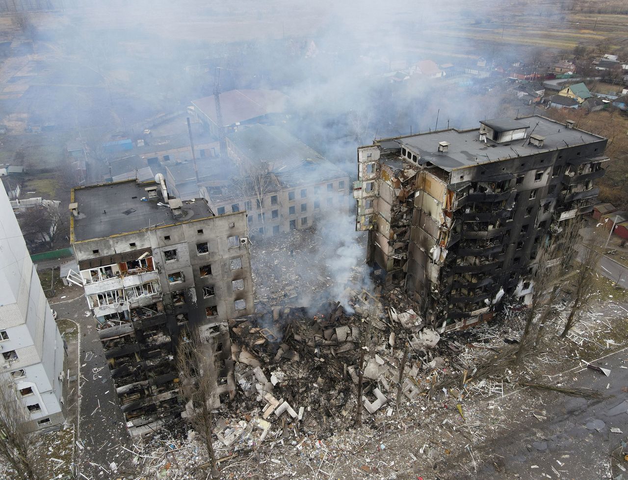 Cywilny budynek mieszkalny w Borodziance został zniszczony przez atak Rosji.