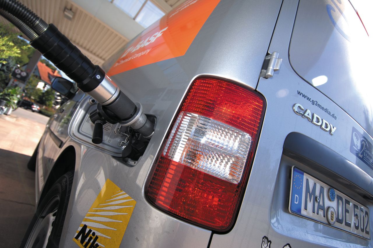 Volkswagen wzywa do serwisu 30 000 aut napędzanych gazem ziemnym