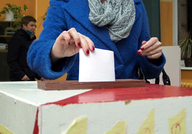Wybory samorządowe 2014. Sposób głosowania za trudny