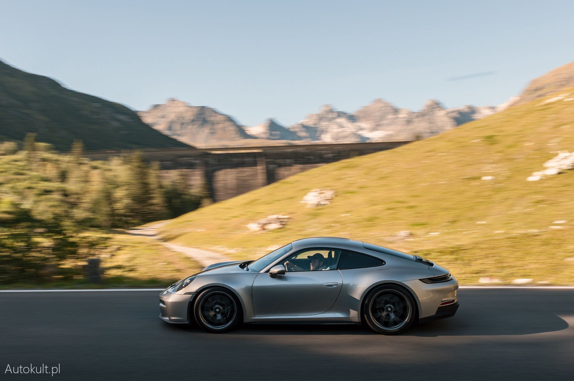 Porsche 911 GT3 z Pakietem Touring (2023)