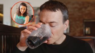 Najgorszy napój dla jelit. "Jest reklamowany jako zdrowy"