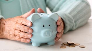 Małopolska: Ponad 62,5 tys. osób otrzymało rentę wdowią. Renta to realne wsparcie dla pobierających świadczenia