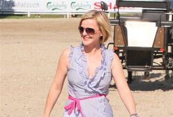 Rewia mody na urodzinach prezentera TVP1