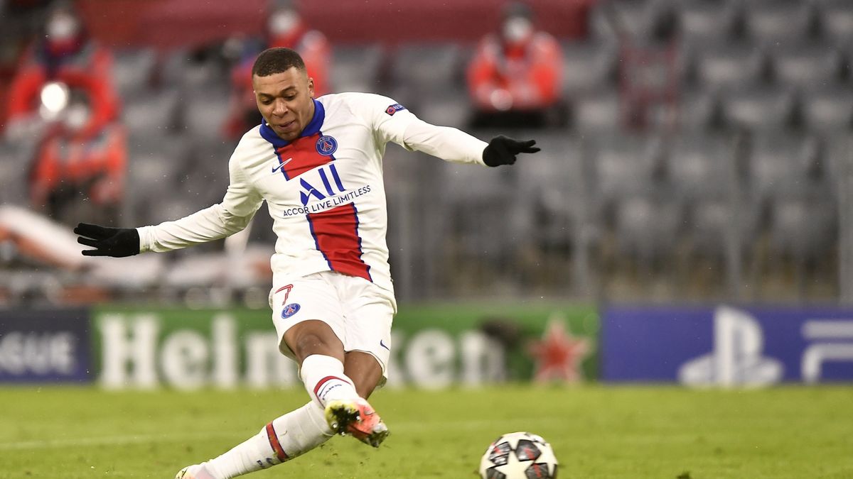 PAP/EPA / LUKAS BARTH-TUTTAS / Na zdjęciu: Kylian Mbappe