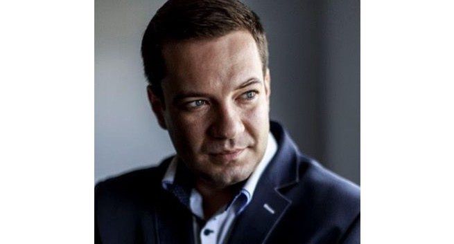 Mariusz Maksymiuk za Adama Dybę dyrektorem zarządzającym Adexon 360