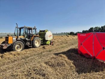Mroczki Małe: Tragedia na polu. Prasa belująca wciągnęła 26-latka