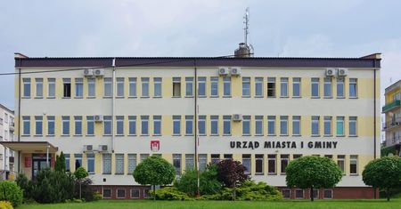 15 tys. mieszkańców, 6 podstawówek i 76 mln zł dochodu. Oto statystyczna polska gmina