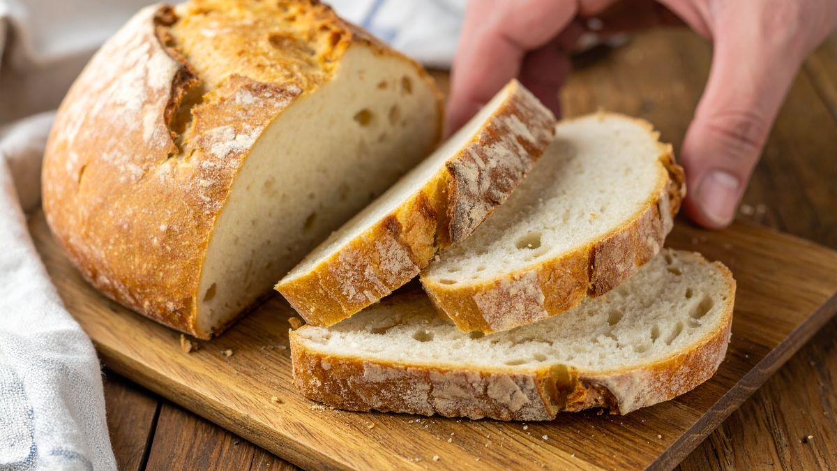 Co zrobić, żeby pieczywo nie twardniało?