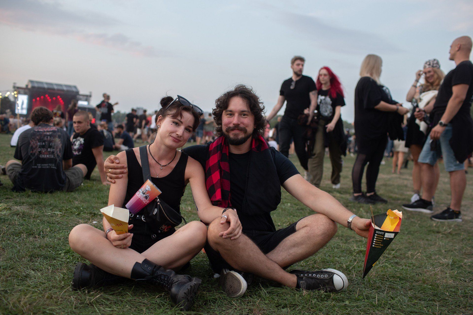 31.08.2024 KRAKOW ROCKOWIZNA FESTIWAL MUZYKA MUZEUM LOTNICTWA FANI LEZAKI TLUMY SCENA FOT. SZYMON KORTA / POLSKA PRESS