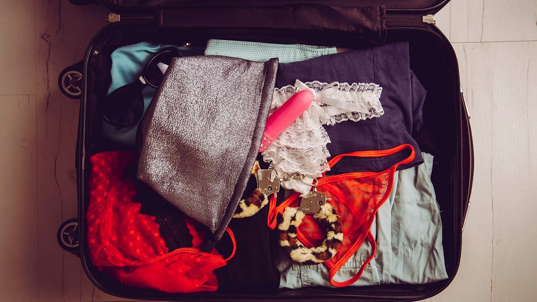 Zabierasz zabawki erotyczne na urlop? Uważaj na lotnisku