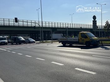 Warszawa: Kolizja na ulicy Puławskiej. Kierowca wjechał na czerwonym świetle