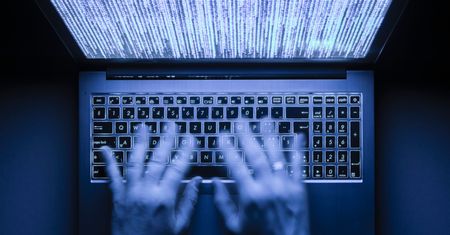 Cyberatak może uruchomić art. 5 NATO? Ekspertka tłumaczy