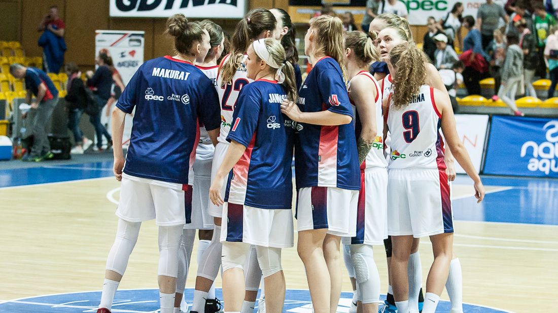 Zdjęcie okładkowe artykułu: WP SportoweFakty / Grzesiek Jędrzejewski / Na zdjęciu: koszykarki Basketu 90 Gdynia
