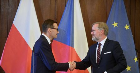Morawiecki w Pradze: inflacja nie jest spowodowana przez rząd