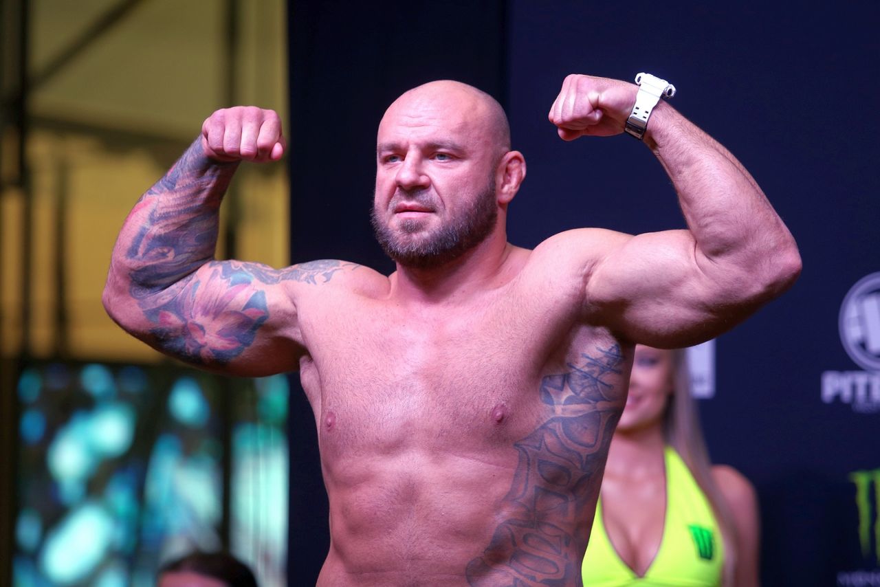 Polak w więzieniu w Anglii. W nocy na Facebooka wrzucił taką wiadomość