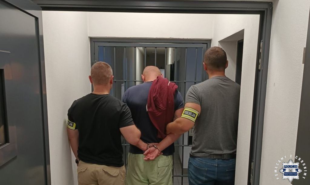 Odjechał busem z nastolatką, został zatrzymany i usłyszał zarzut