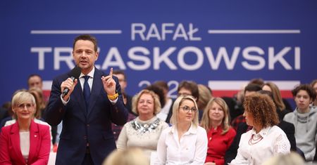 Krzyki na spotkaniu z Trzaskowskim. Od razu zareagował