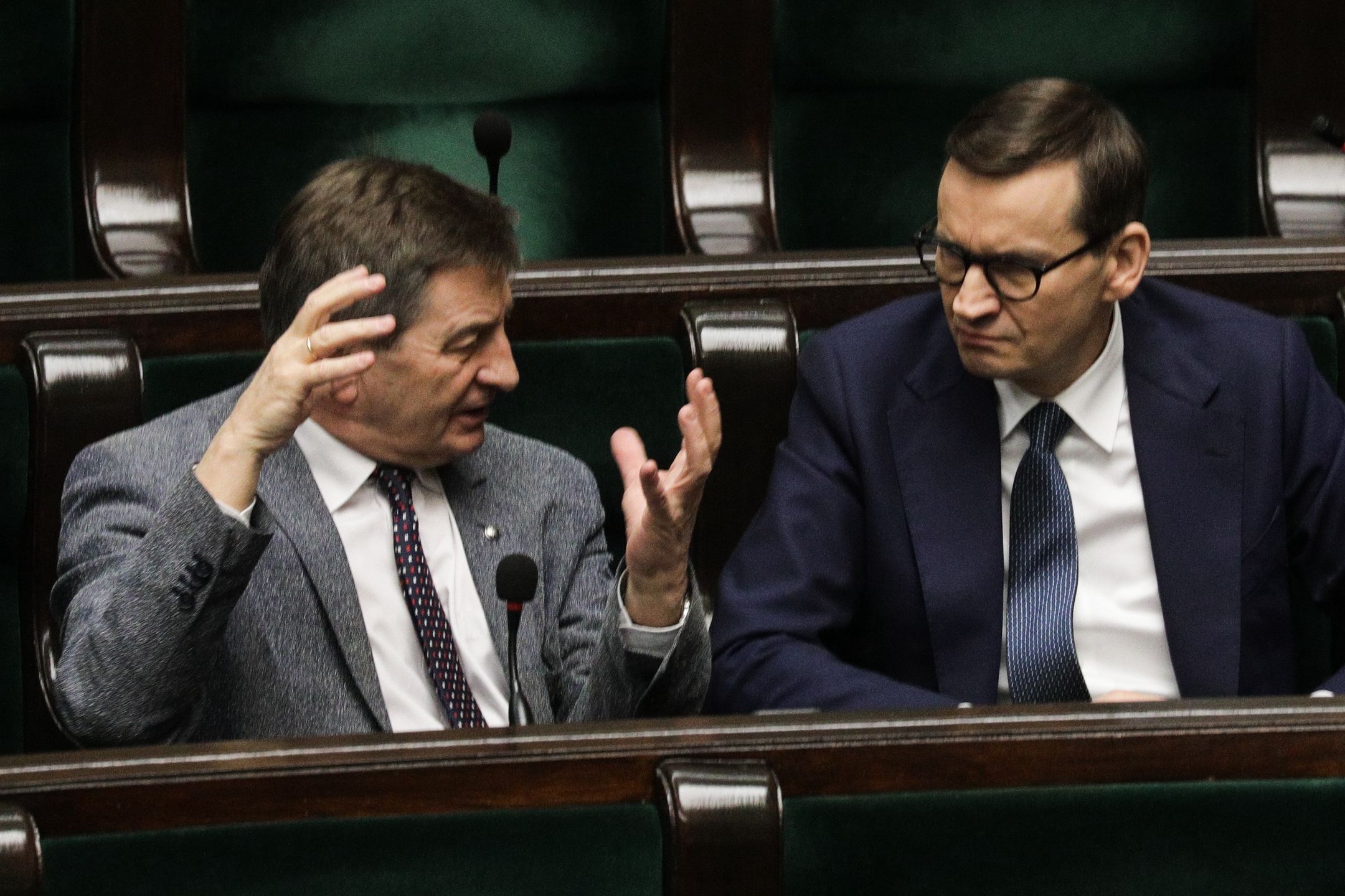 Warszawa 27.04.2022. 53. Posiedzenie Sejmu IX kadencji. N/z Marek Kuchcinski, Mateusz Morawiecki.