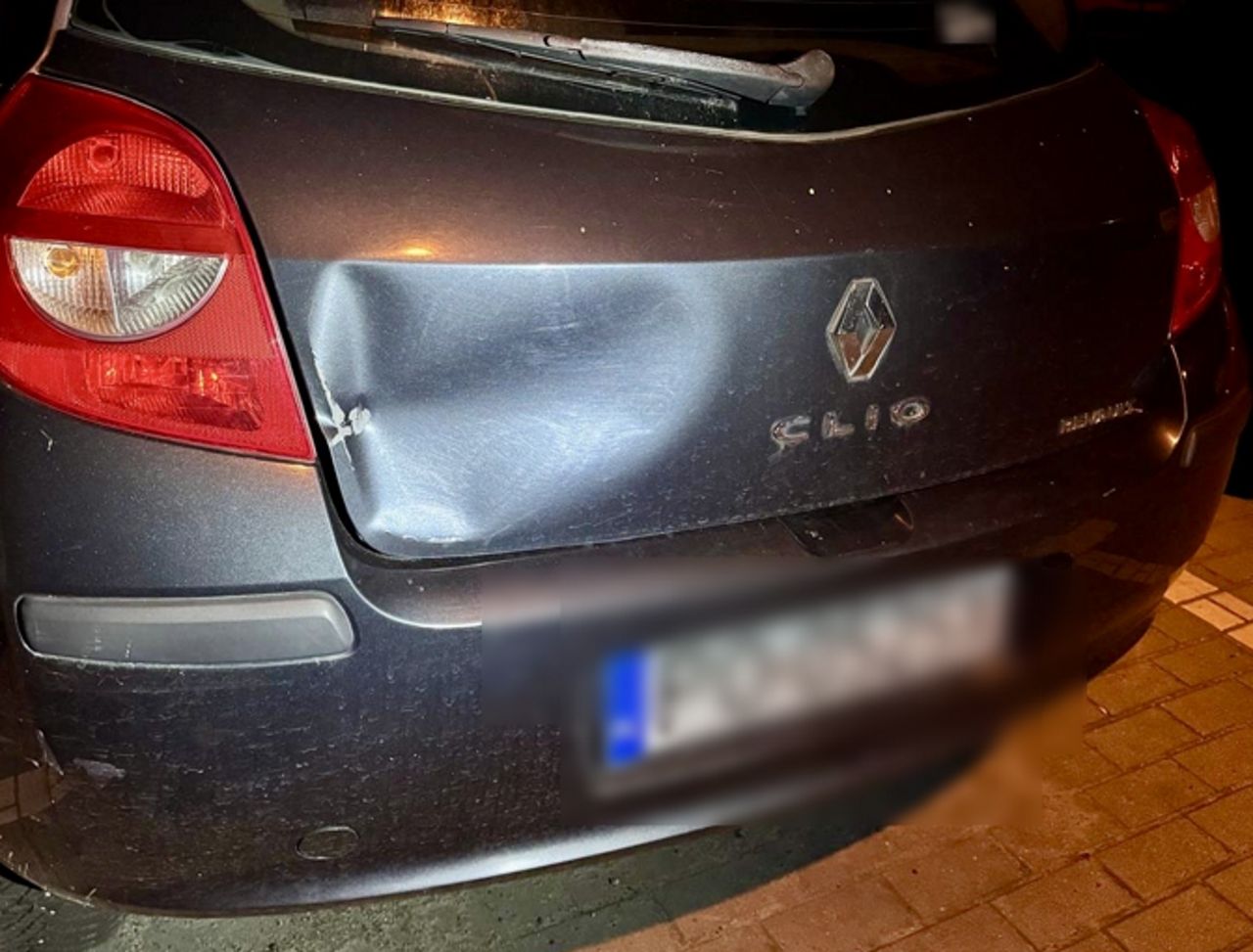 Zdemolował 18 samochodów. Obywatel Ukrainy zatrzymany na poznańskim osiedlu