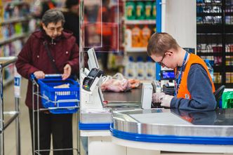 Polski rynek pracy wciąż jest rozpędzony po koronakryzysie. Ale widać już efekty wojny
