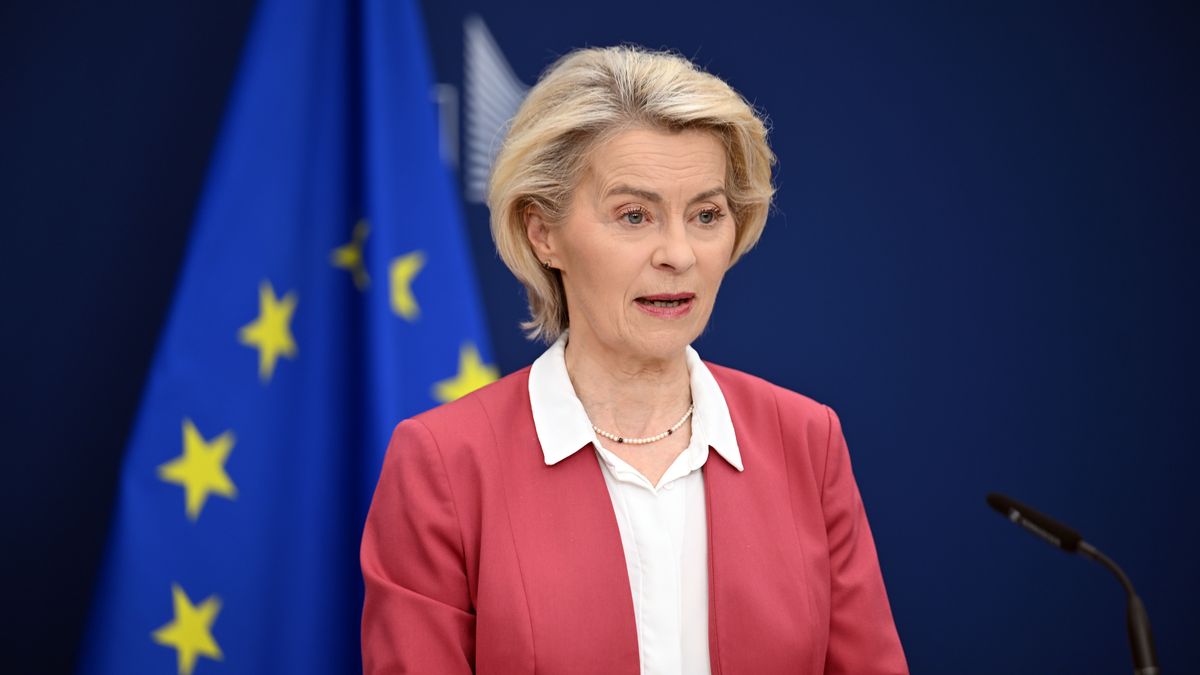 BRUSSELS, BELGIUM - MAY 28: President of the European Commission Ursula von der Leyen meets with Bulgarian Prime Minister Rossen Zhelyazkov (not seen) and delivers a joint press statement following their meeting, in Brussels, Belgium, on May 28, 2026. (Photo by Dursun Aydemir/Anadolu via Getty Images)