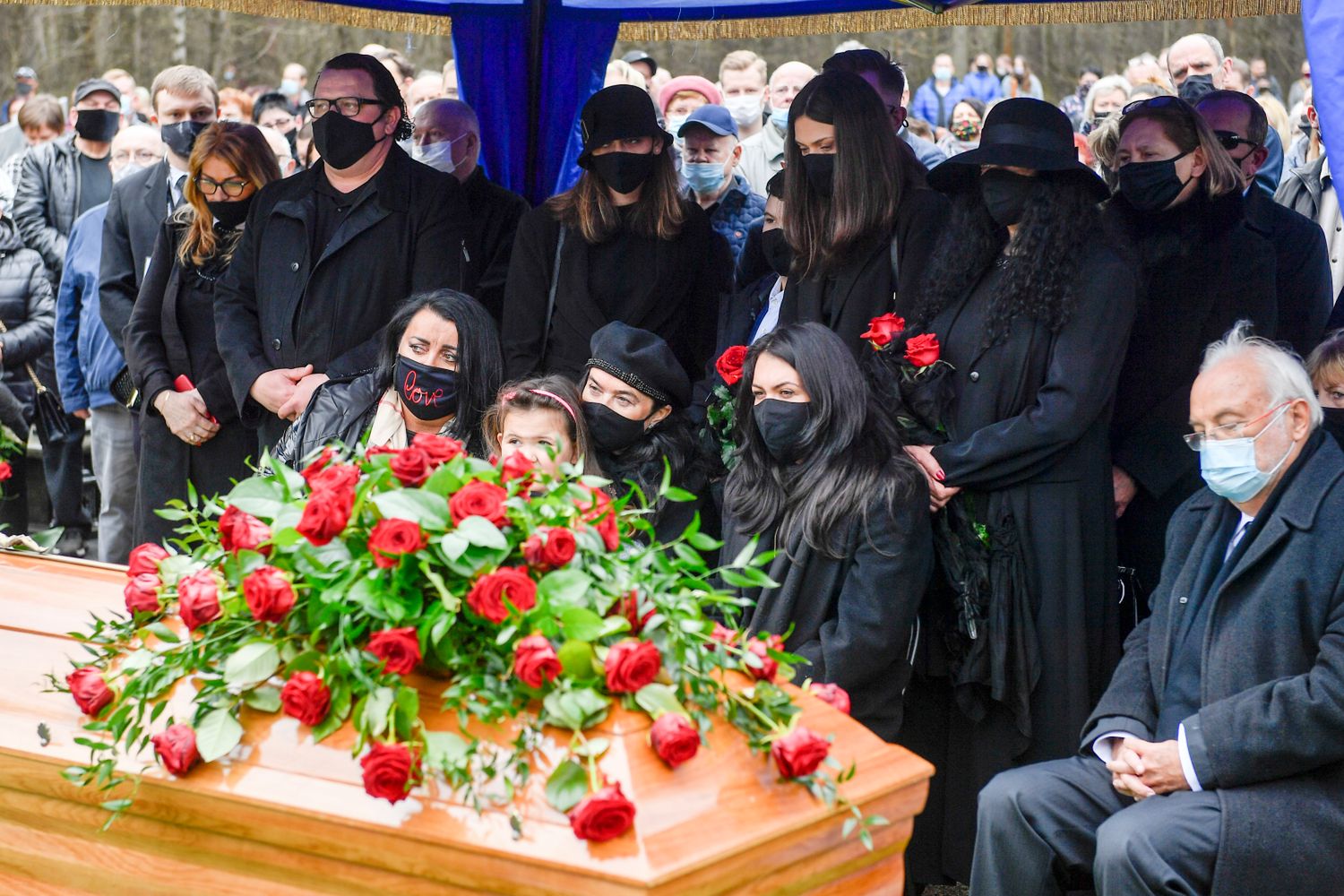 Rodzina na pogrzebie Krzysztofa Krawczyka