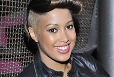 Kazadi łysa niemal do połowy!