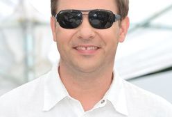 Szpara Karolaka się powiększa!