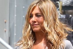 Jennifer Aniston patrzy w gwiazdy