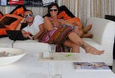 Nie stać ją na prawnika, a śpi w luksusach!