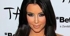 Kardashian za stara, by się rozebrać?