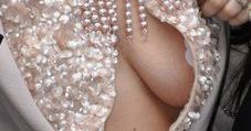 Obwisłe piersi Lady Gagi