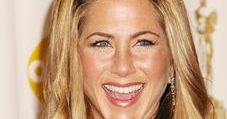 Aniston pokonała Angelinę Jolie