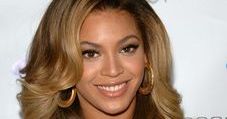 Beyonce vs Rihanna