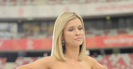 "Top Model": Joanna Krupa przegrała z sukienką. Gorset nie udźwignął piersi modelki