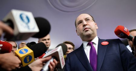 Adam Bielan o kampanii Andrzeja Dudy: Mówilibyście o nim "Tchórz"
