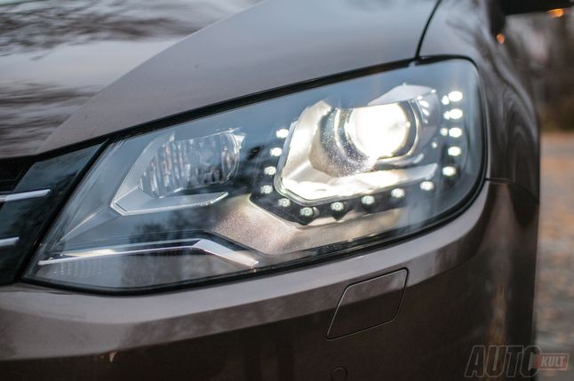 Reflektory VW Passata