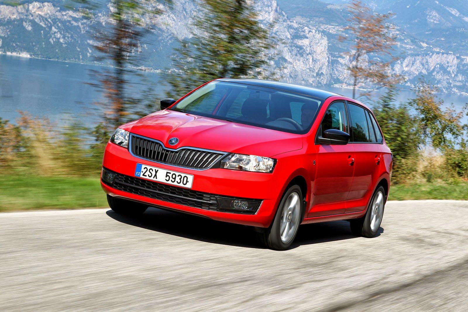 Škoda Rapid Spaceback - obszerna galeria od producenta 26