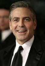 George Clooney gratuluje Ryanowi Reynoldsowi