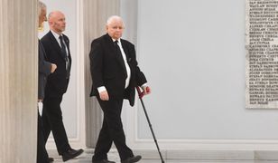 Ustawa dla Kaczyńskiego. Nie będzie musiał płacić Sikorskiemu