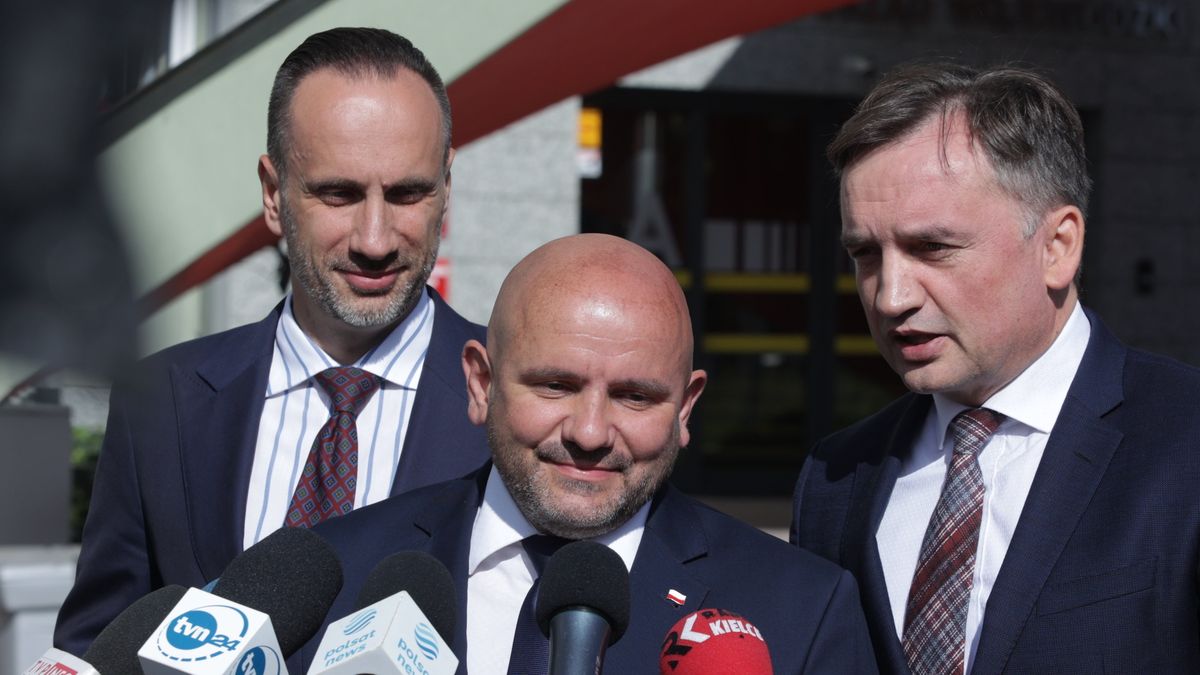 Tomasz Mraz pogrąża nagraniami polityków Suwerennej Polski.