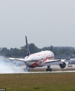 Warszawa. Pierwszy biało-czerwony Dreamliner LOT wylądował