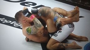 Fame MMA 10. Piotr Pająk zrewanżował się na Alanie Kwiecińskim. Co za poddanie!