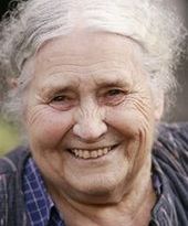 Doris Lessing pisze pięknym, klarownym językiem